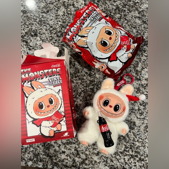 Monster Keychain - Picture 4 of 7